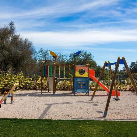 Green C Apartment - Luxurious & Playground & Garage Albufeira Eksteriør bilde